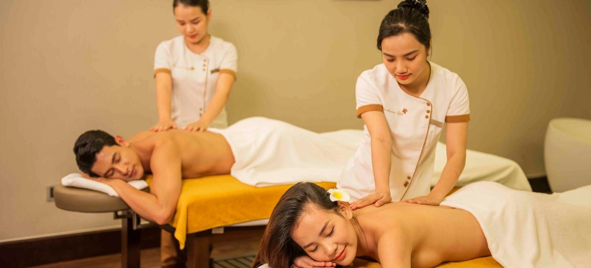 Massage Hạ Long