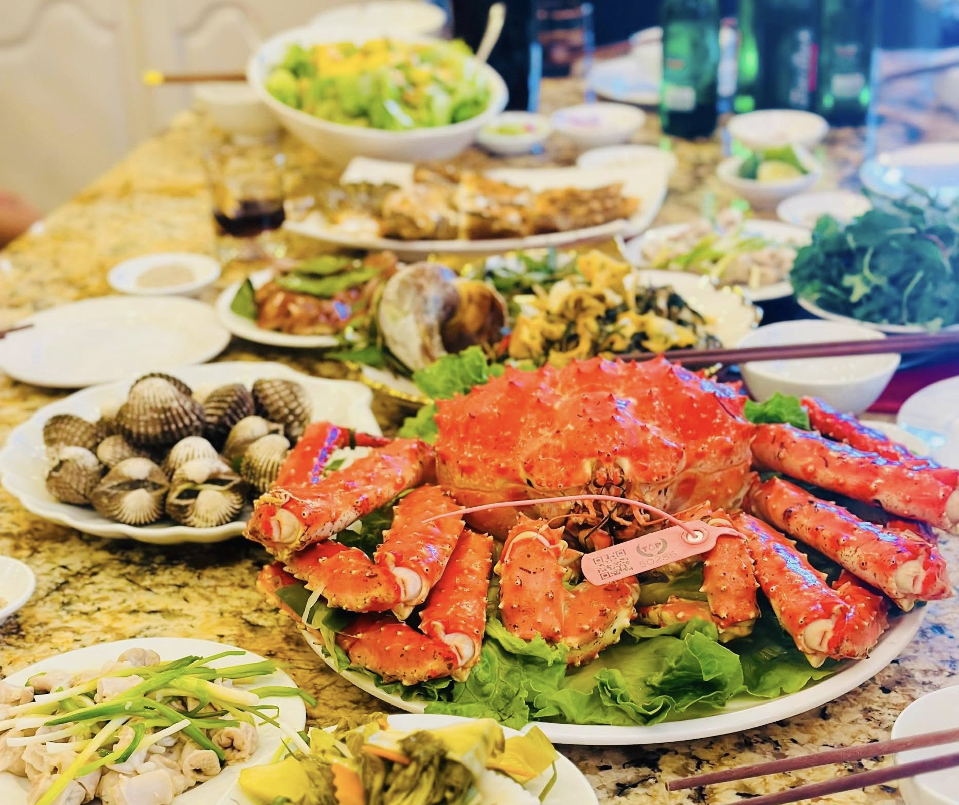 quán ăn ngon Hạ Long nhà hàng Cua Vàng Bãi Cháy Hạ Long