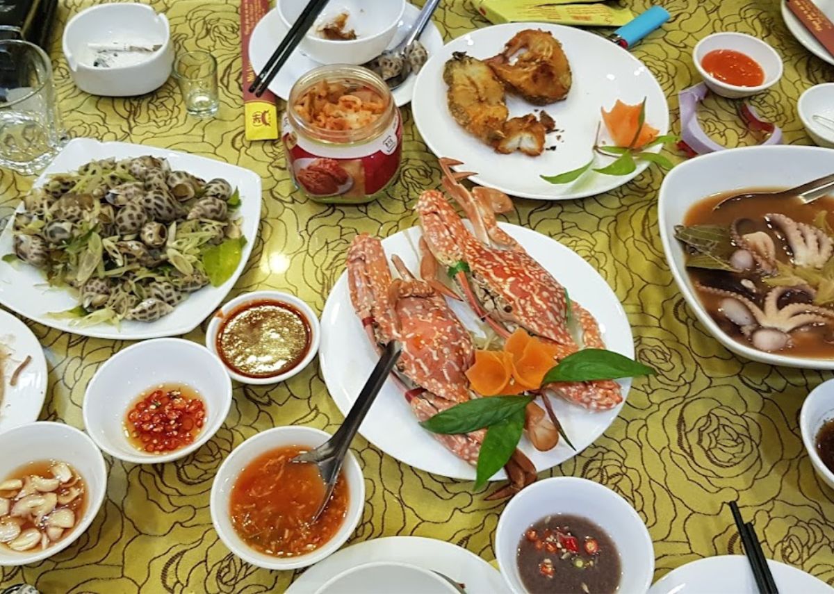 Nhà hàng Cẩm Phả Nhà hàng Dương Hường Cẩm Phả