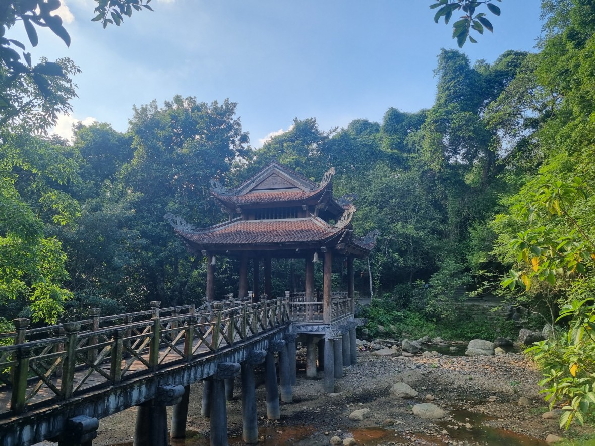 suối Giải Oan Tham quan suối Giải Oan Yên Tử