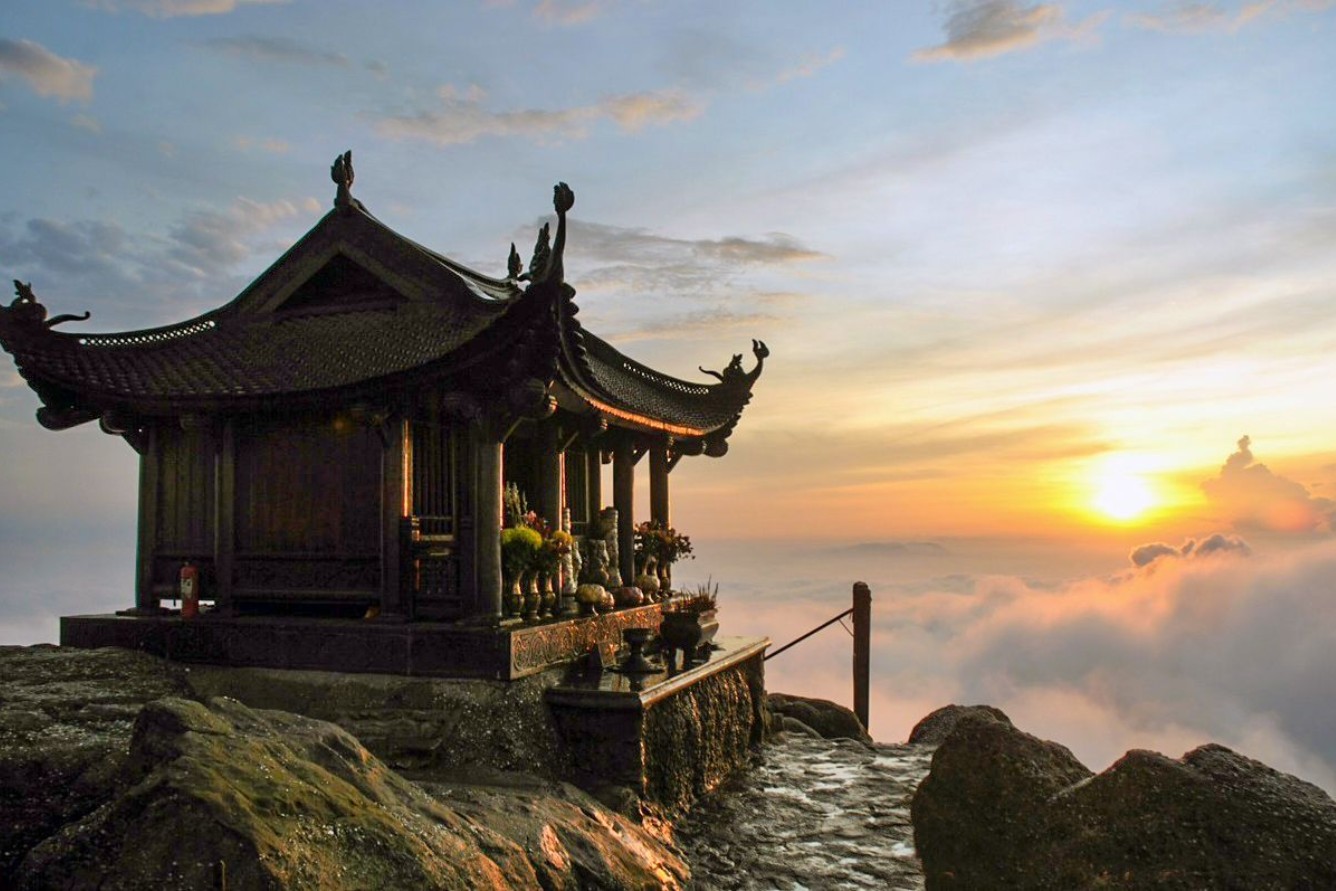 Thăm Yên Tử Quảng Ninh mùa xuân