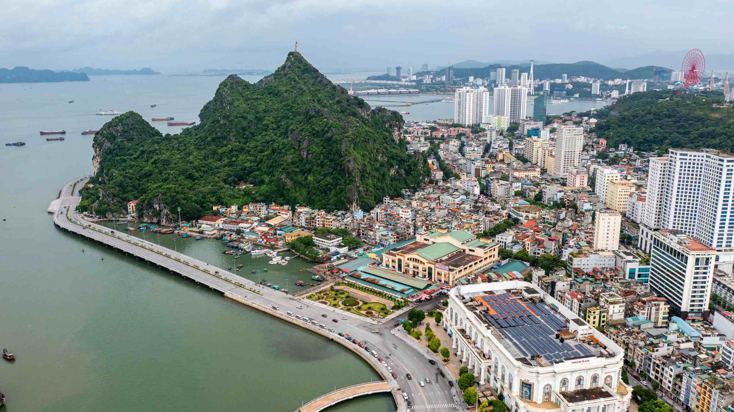 Thành phố Hạ Long