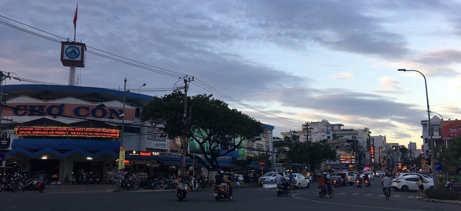 Da Nang local markets