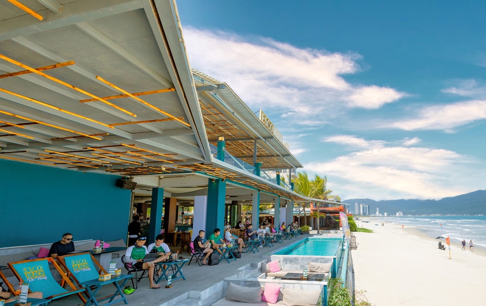 Da Nang beach clubs Esco Beach Da Nang
