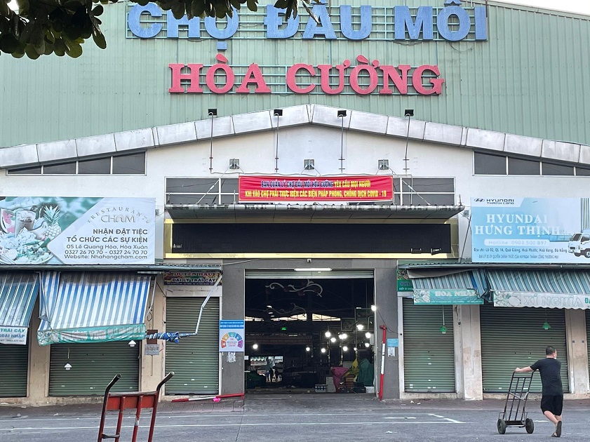 Hoa Cuong Wholesale Market in Da Nang