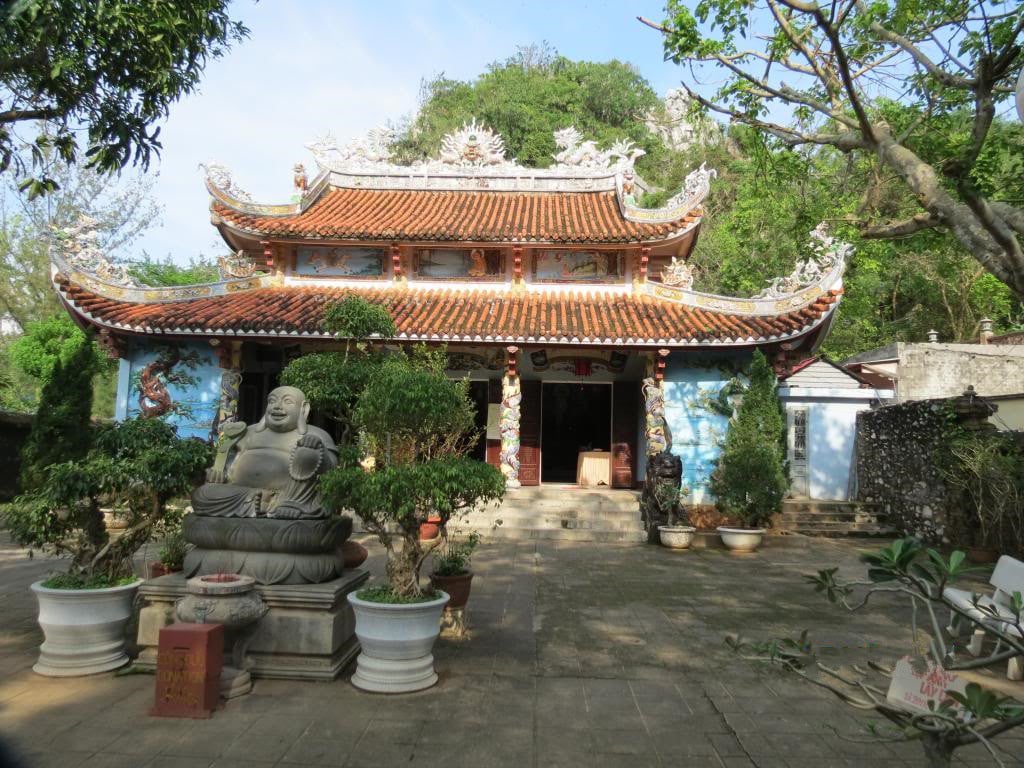 Many invaluable artifacts are preserved at Tam Thai Pagoda