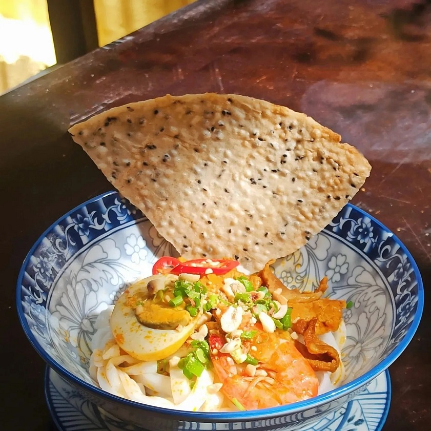 Nha Bep Xua is one of the best My Khe Beach restaurants