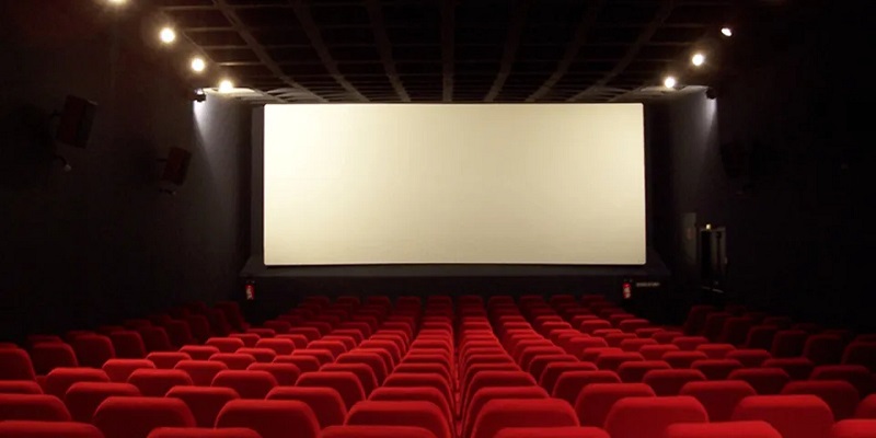 Rio Cinema combines movies and fun activities for a complete entertainment experience