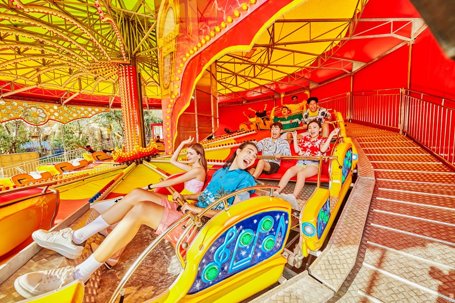 VinWonders Phu Quoc is the largest theme park in Vietnam