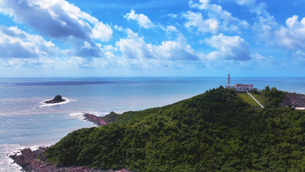 Vinh Thuc Island in Quang Ninh Vietnam