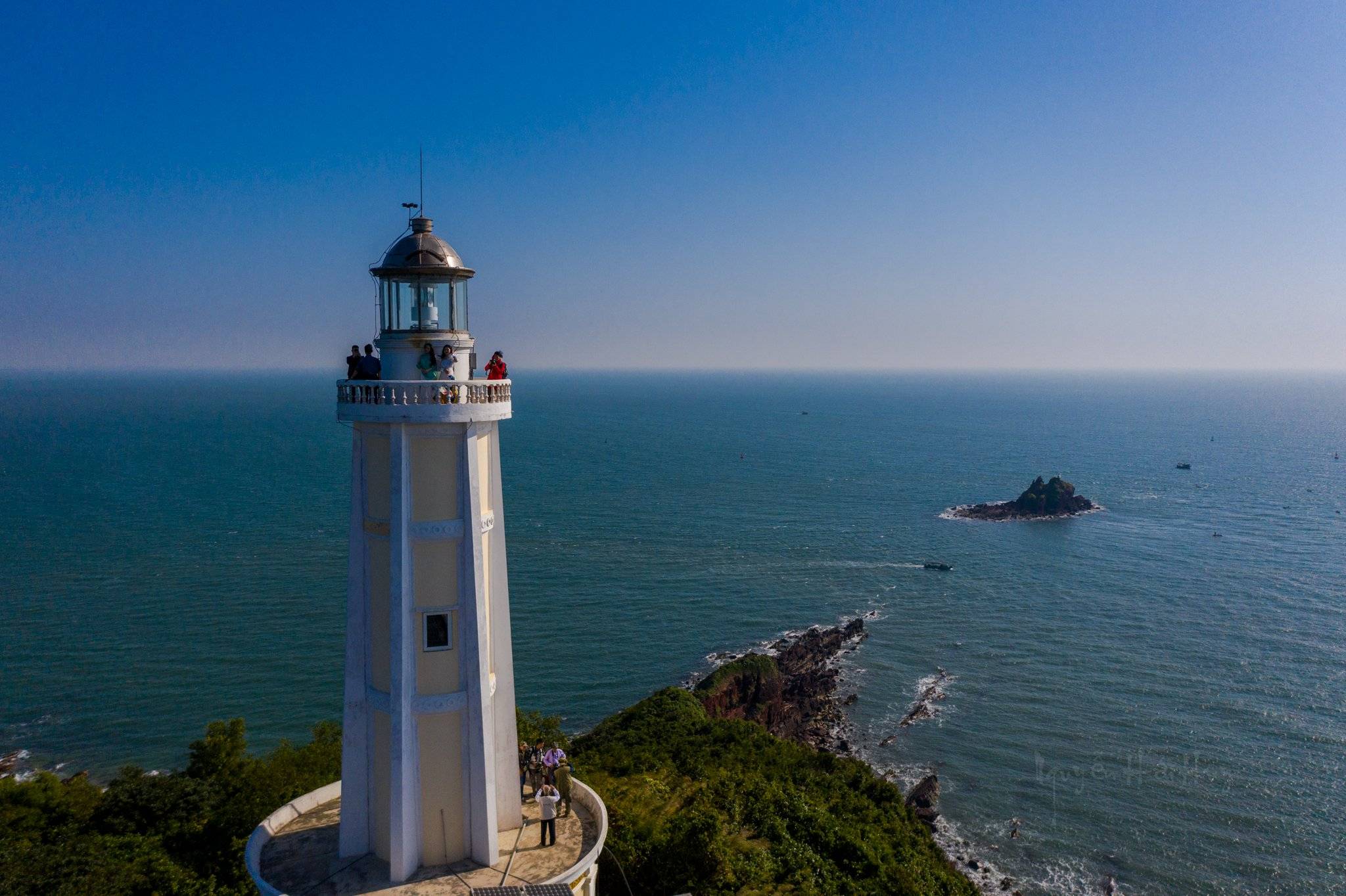 Vinh Thuc Lighthouse