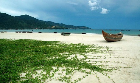 Xuan Thieu Beach: A hidden slice of Da Nang’s coastline