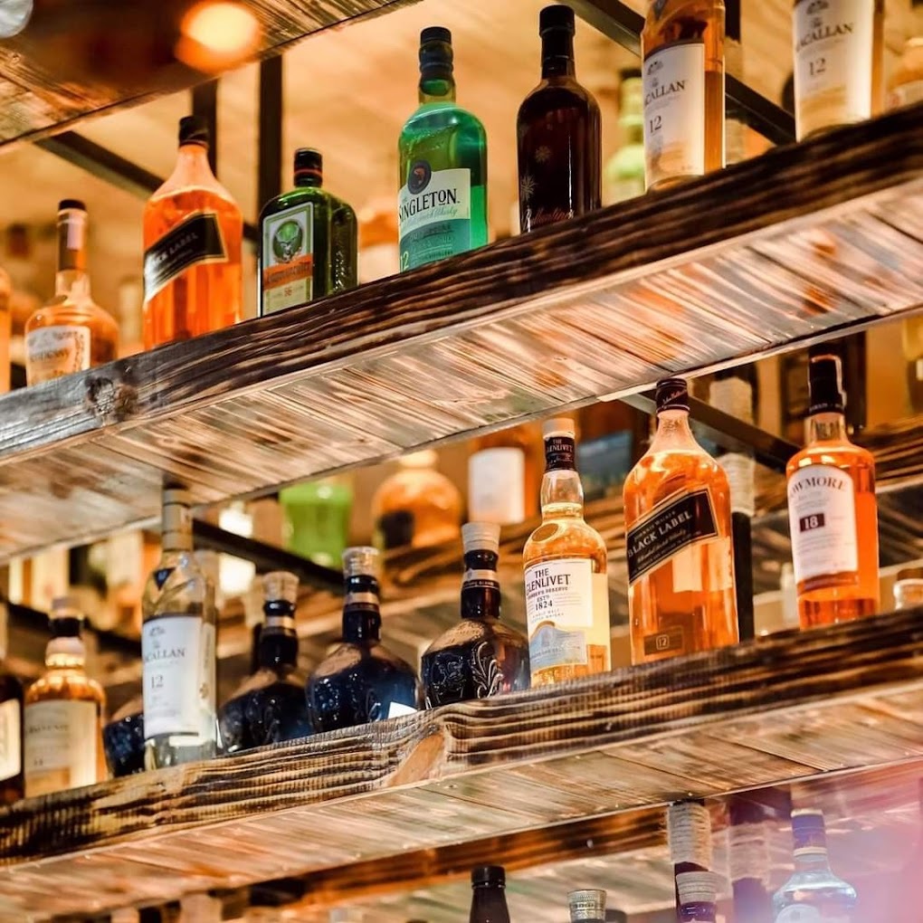 Đồ uống tại các quán bar Móng Cái