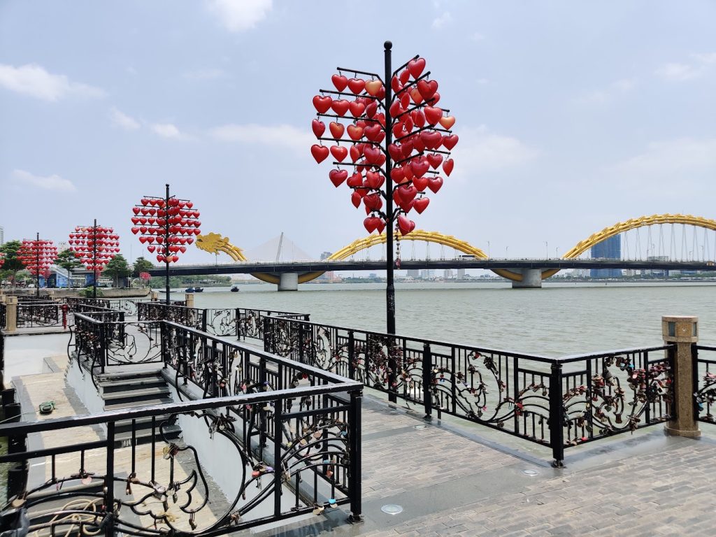 Love Bridge Da Nang breathtaking view from Da Nang Love Lock Bridge
