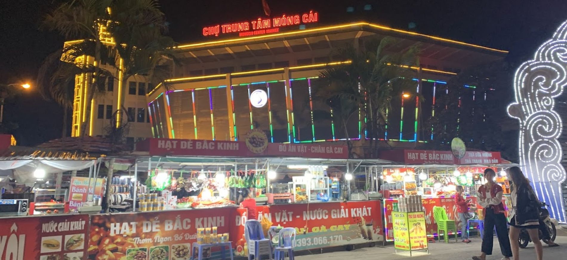 Chợ đêm Móng Cái