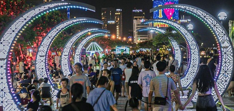 Da Nang Walking Street: A thrilling spot for city nightlife
