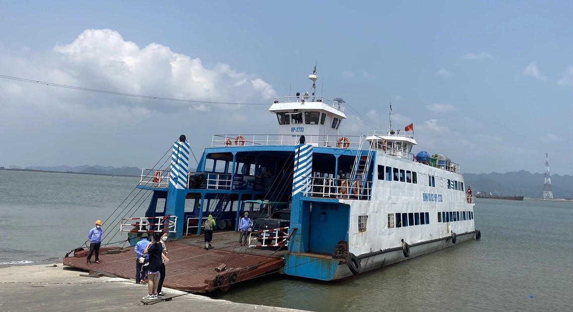 di chuyển đến đảo Cát Bà