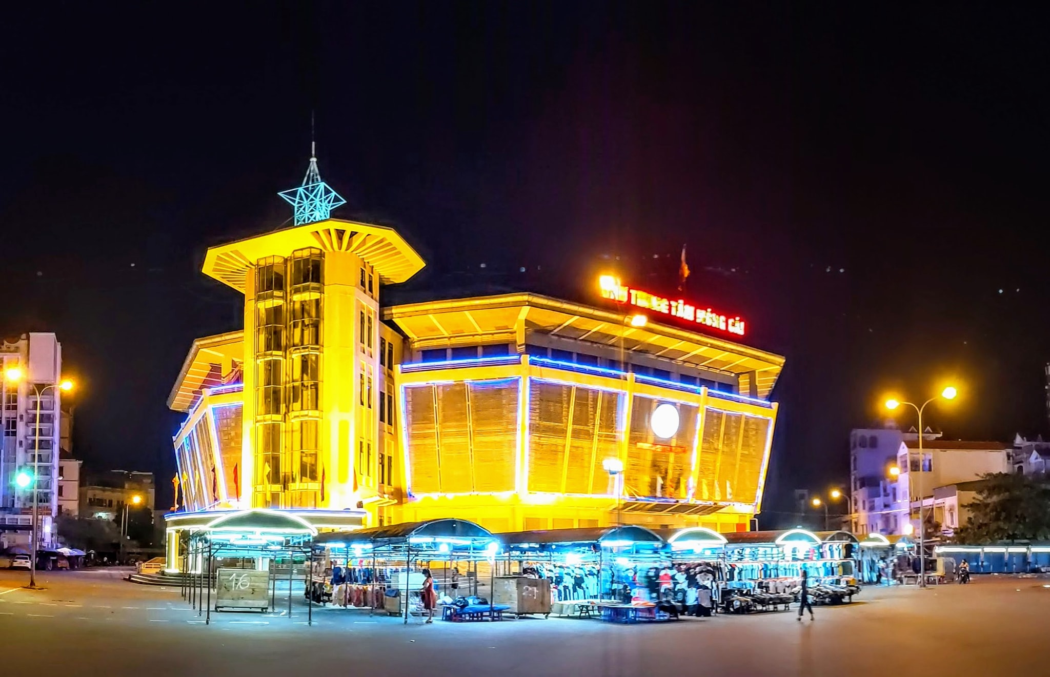 Chợ đêm Móng Cái Lưu ý khi đến chợ Móng Cái