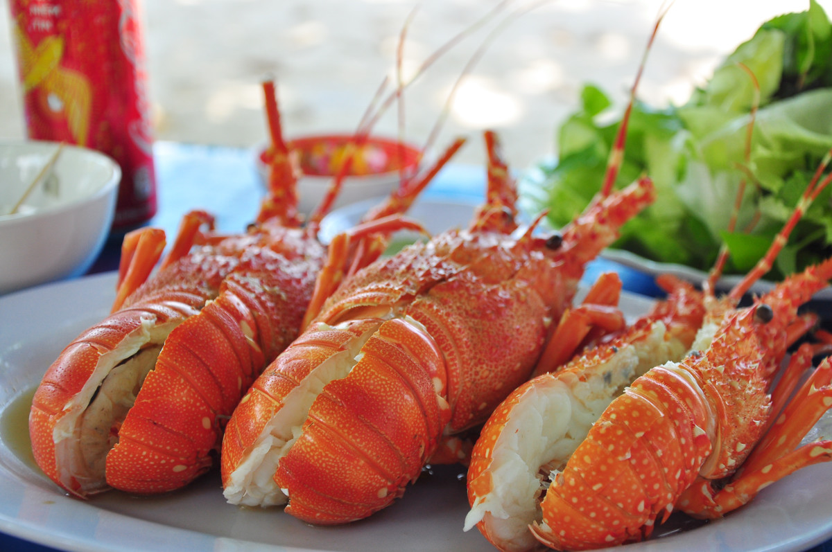 seafood on Vinh Thuc Island