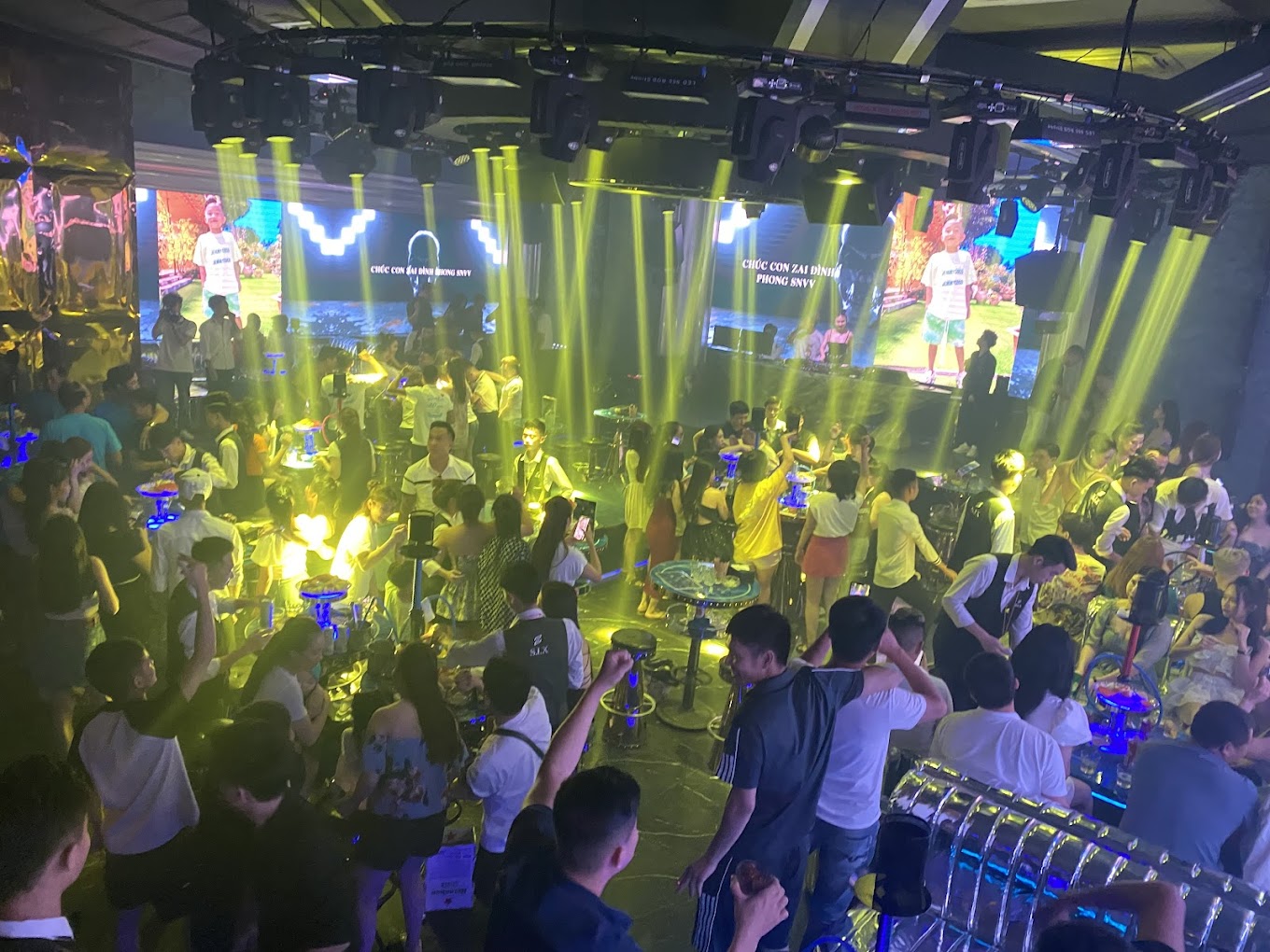 S.I.X CLUB Móng Cái