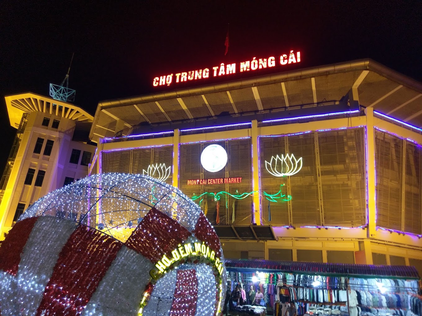 Chợ đêm Móng Cái Vị trí của chợ đêm Móng Cái