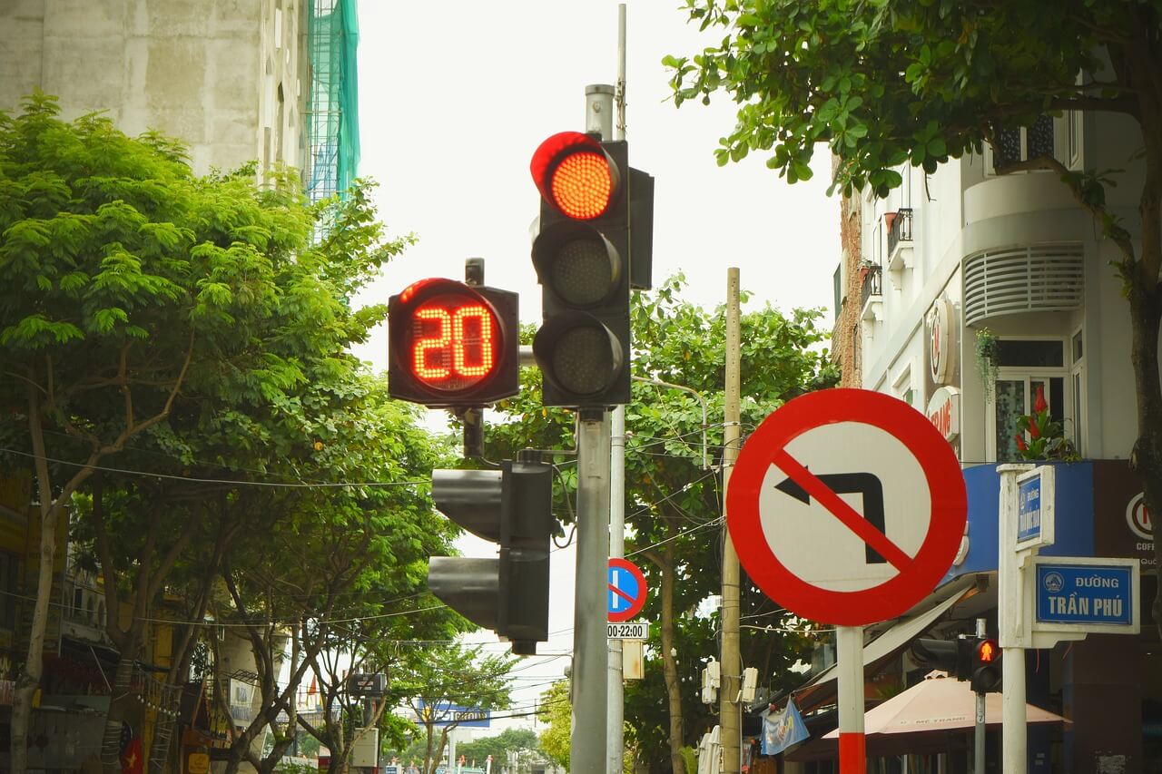 Following traffic lights in Vietnam