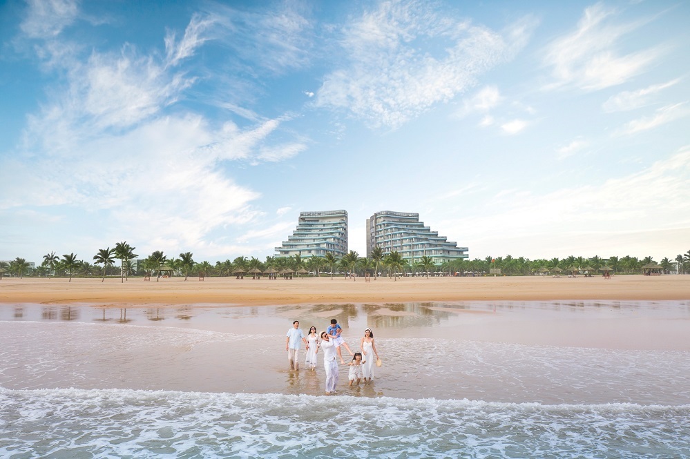 Relax at Vinpearl Resort & Golf Nam Hoi An