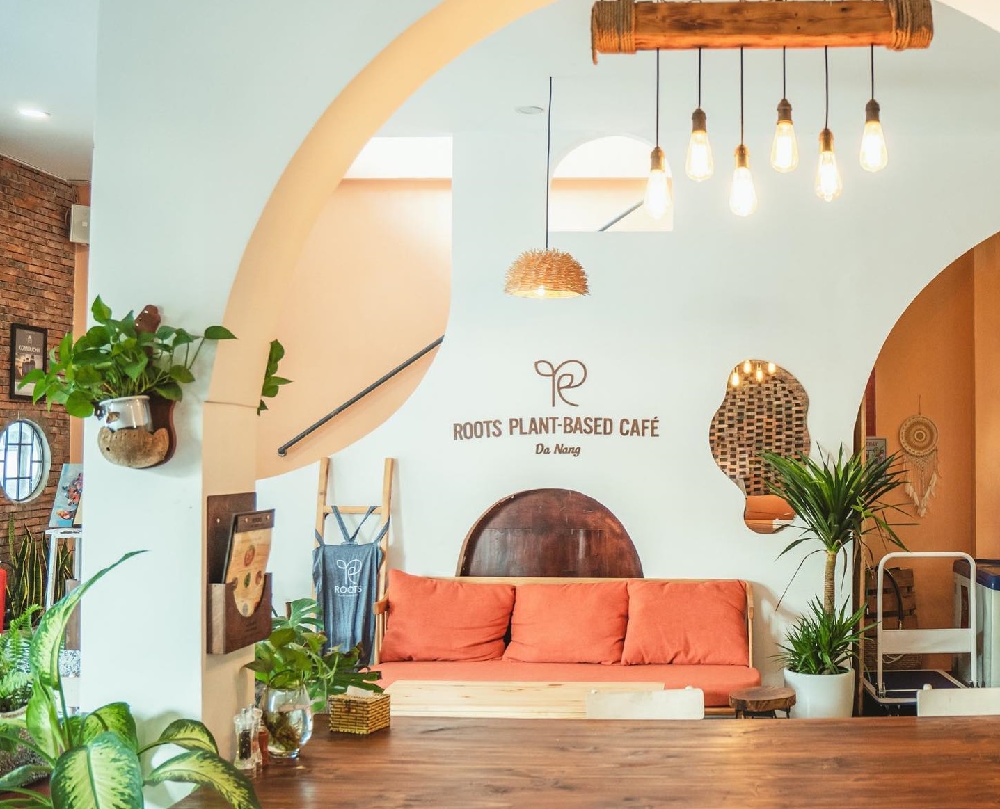 Roots Plant-based Cafe