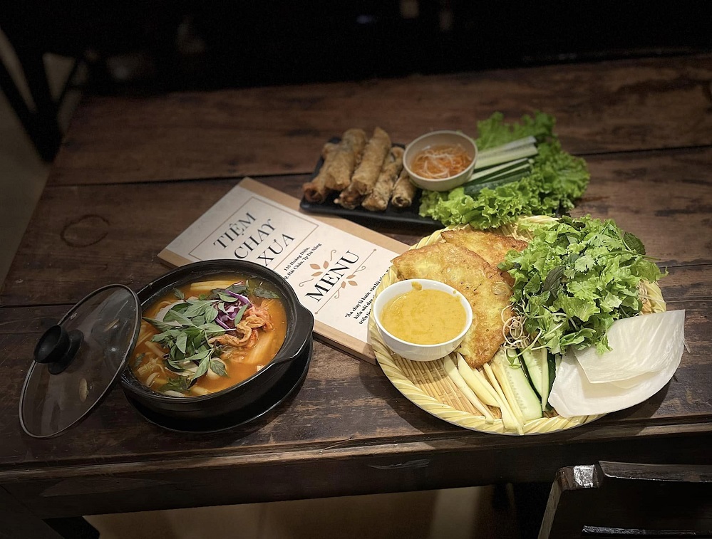 Tiem Chay Xua Restaurant