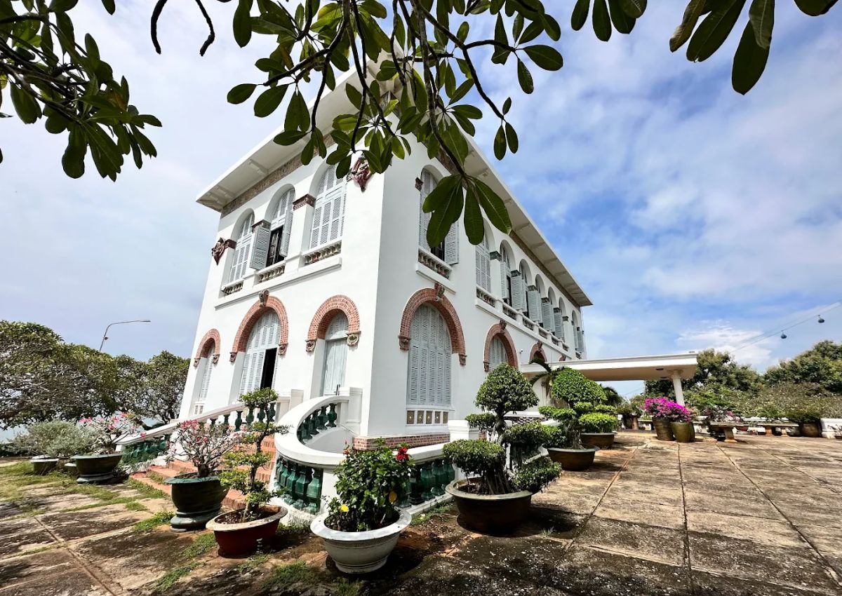 Bạch Dinh Bà Rịa Vũng Tàu