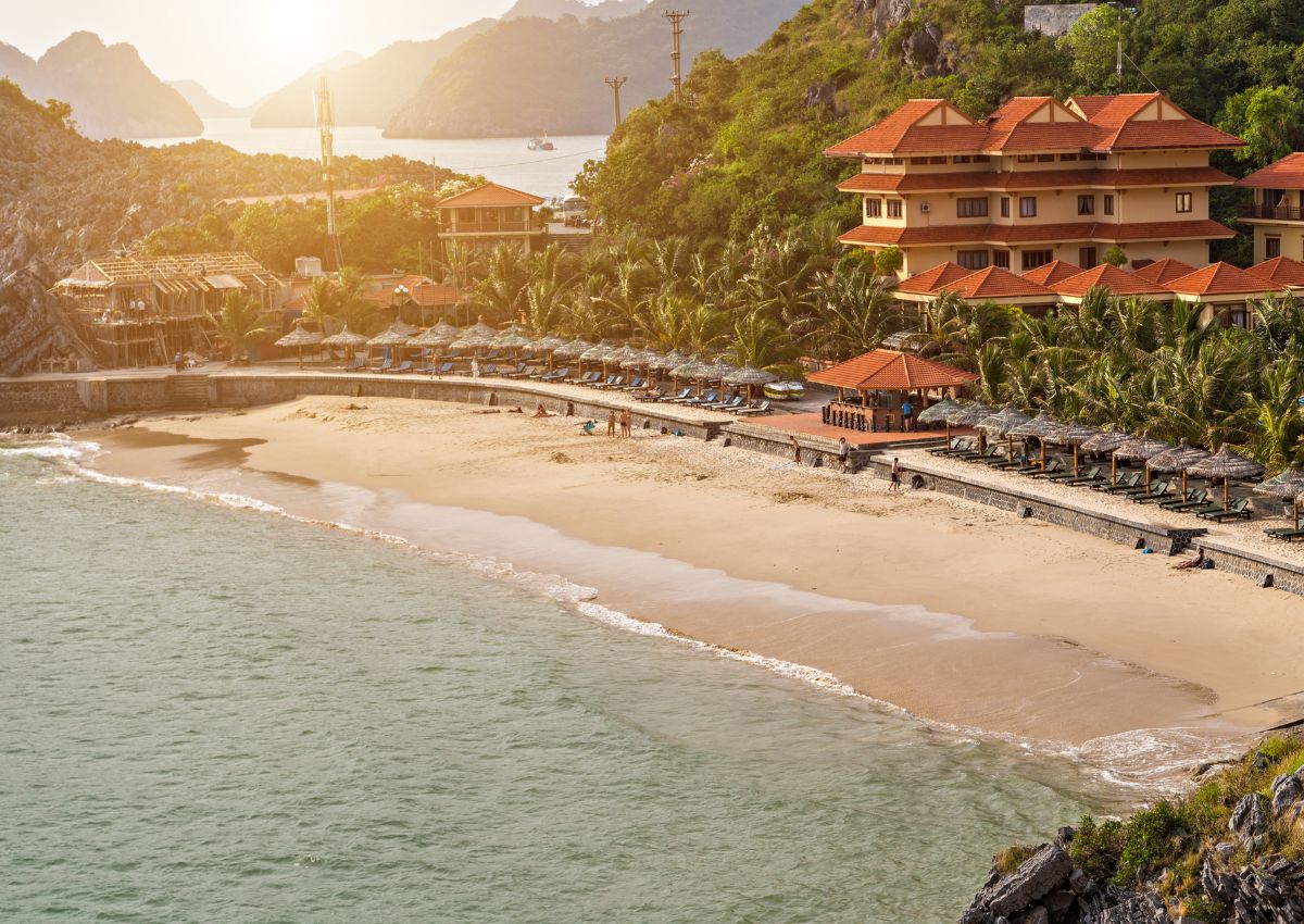 Bãi tắm Cát Cò Hải Phòng