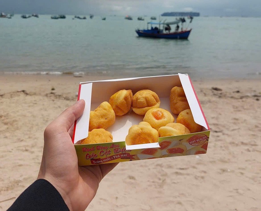 bánh bông lan trứng muối Vũng Tàu lâu đời