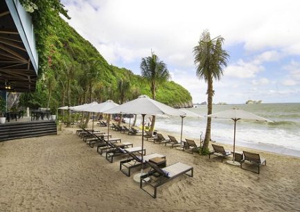 Top 8 bãi tắm, bãi biển Cát Bà đẹp, không thể bỏ qua