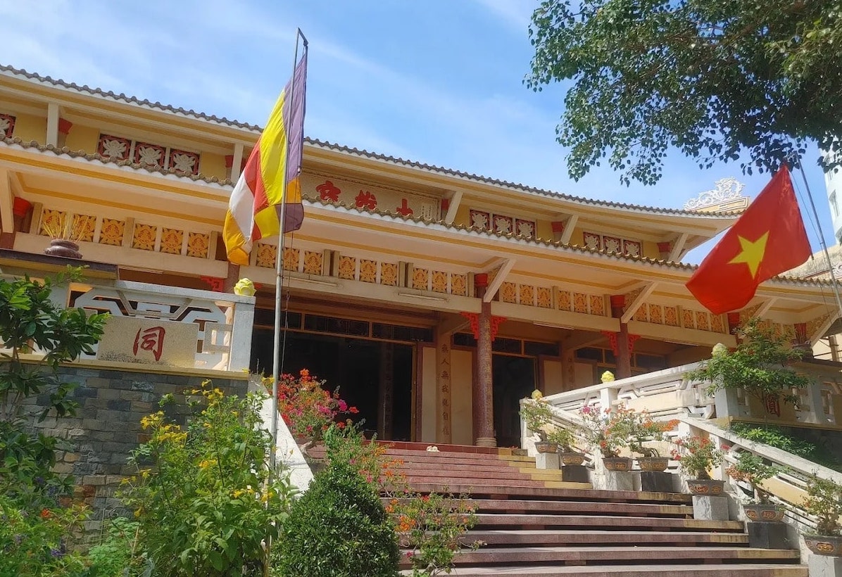 Chùa Phổ Đà Sơn Quan Âm Bồ Tát Tự