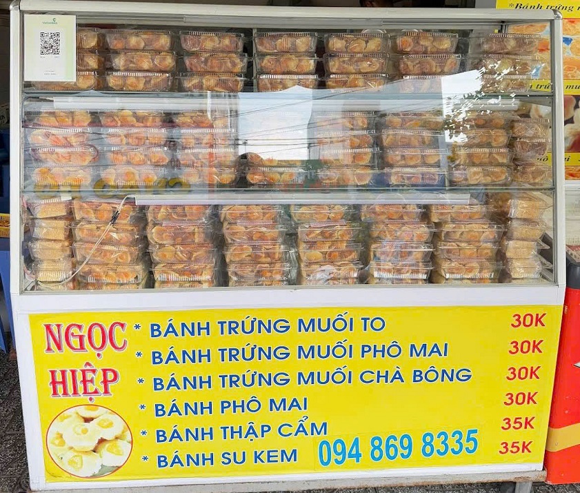 mua bánh bông lan trứng muối ở Vũng Tàu