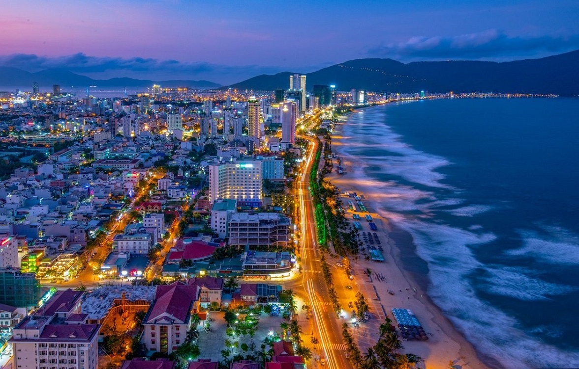 My Khe Beach nightlife