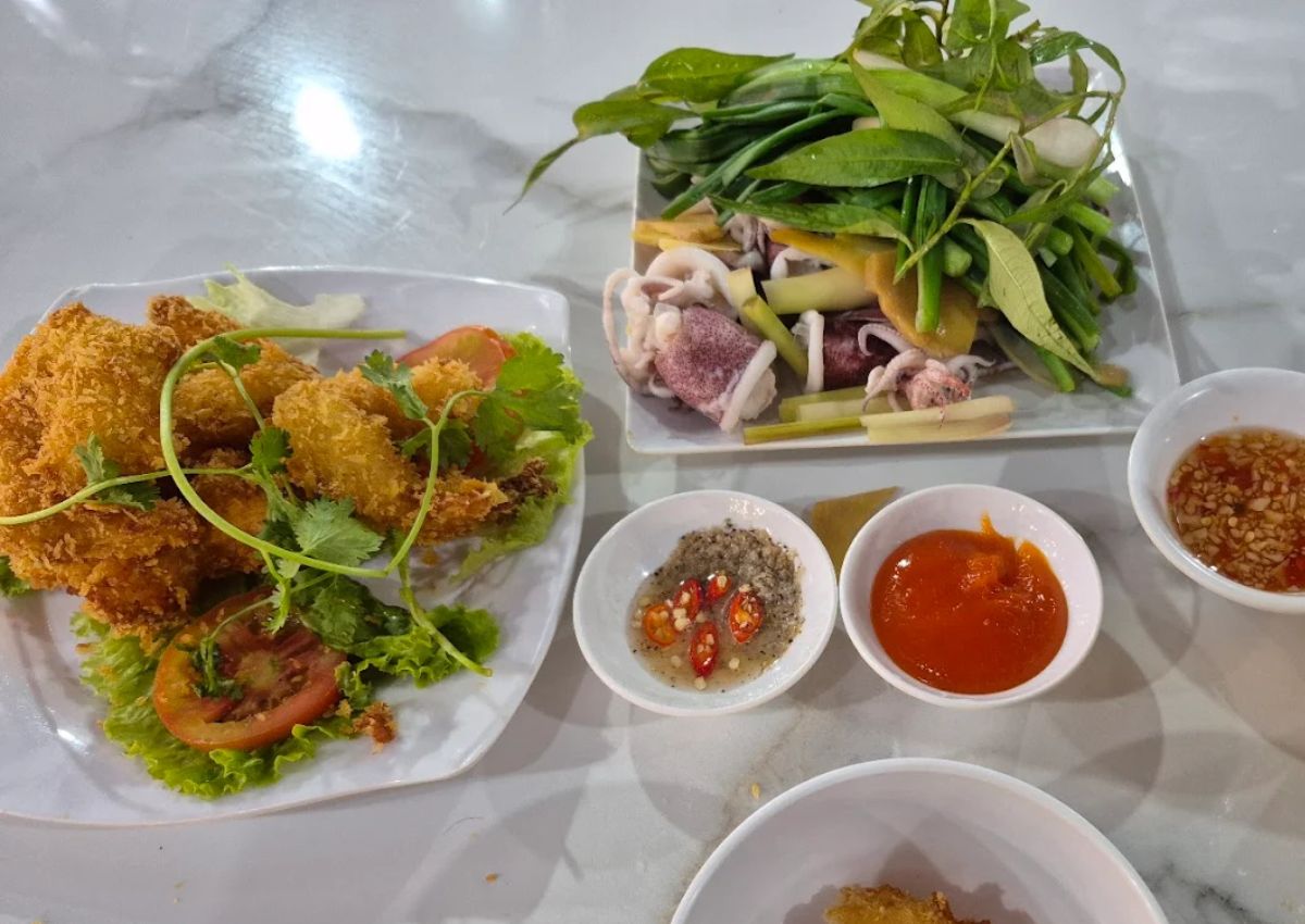 Quán ăn trưa ở Vũng Tàu Hùng Chi