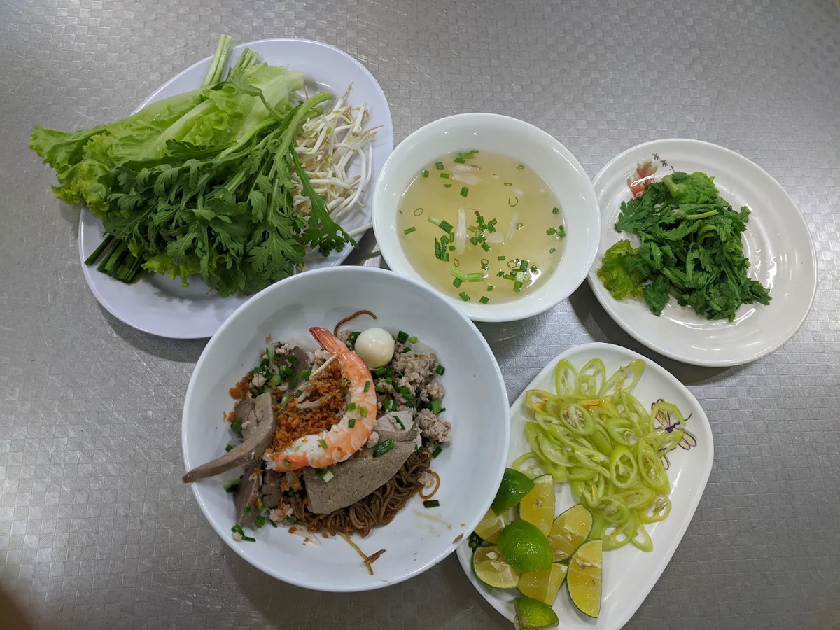 Quán hủ tiếu mực Vũng Tàu