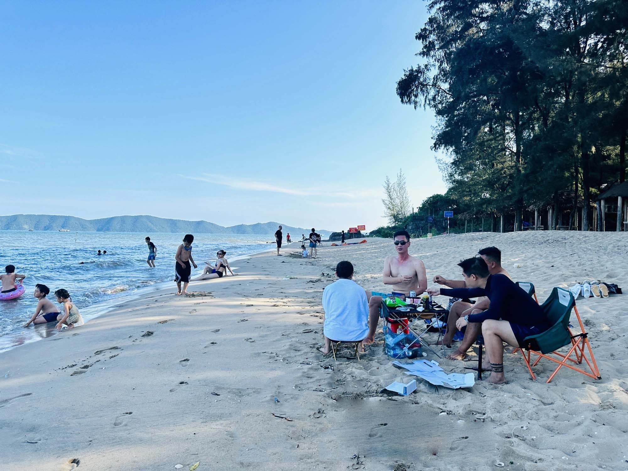 Tổ chức picnic trên bãi biển