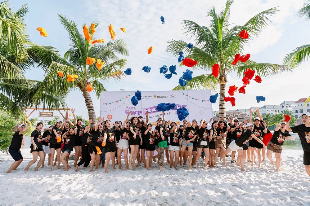 Tổ chức team building Hà Nội