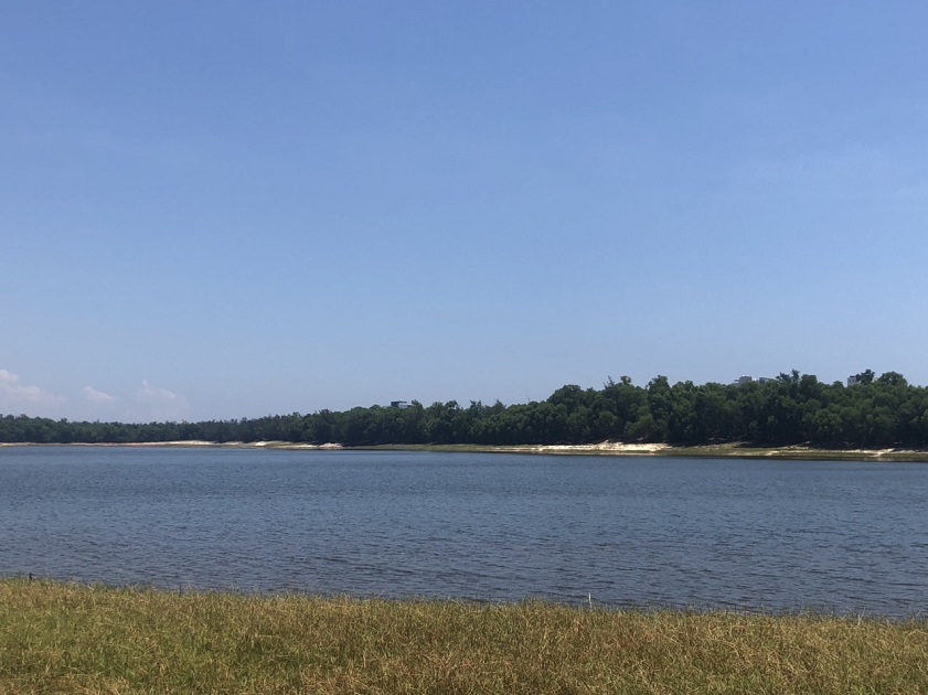 Dong Hoi attractions For the best places to visit in Dong Hoi, come to Bau Tro Lake