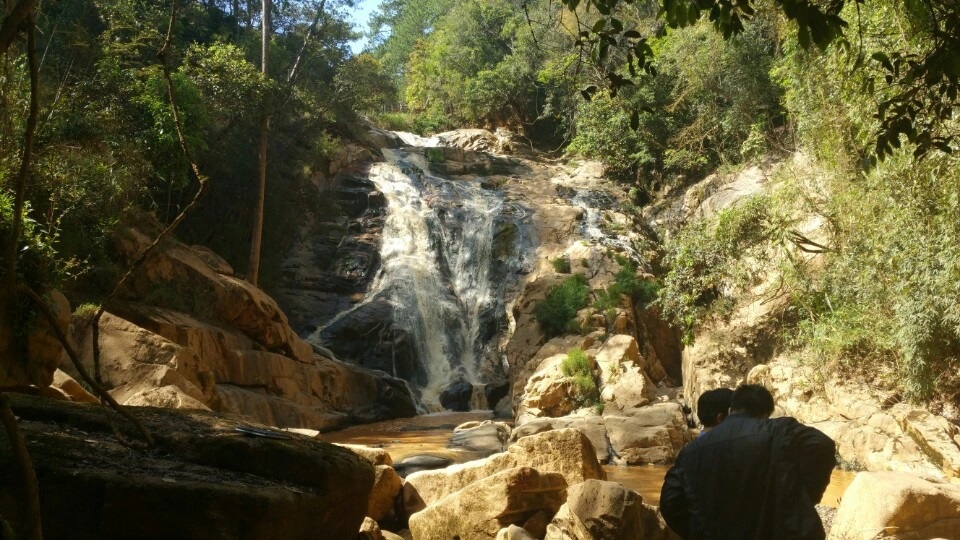 Hiking Tiger Waterfall