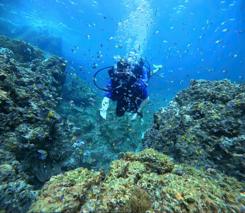Scuba diving in Co To Island, Vietnam