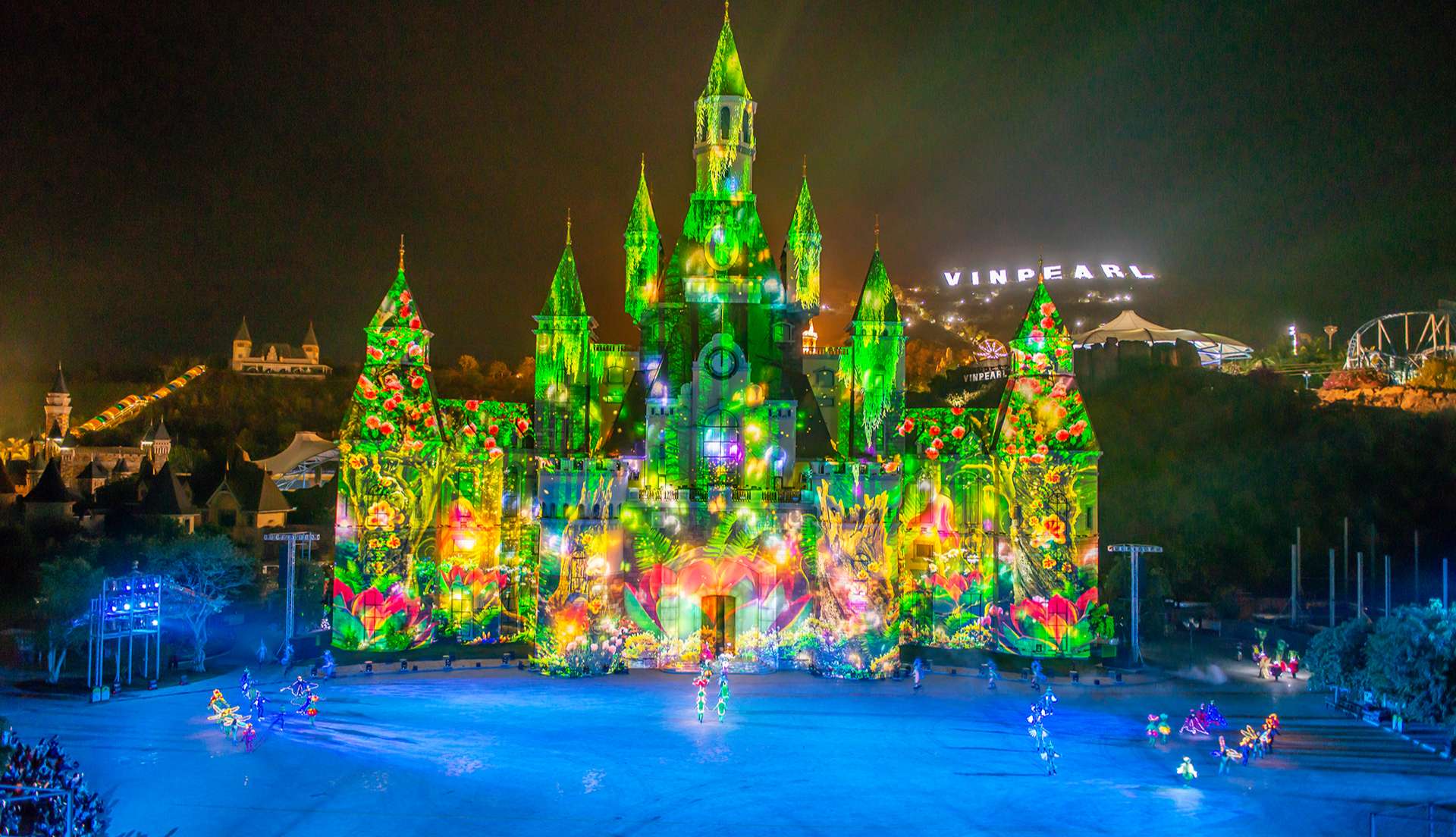 Tata Show at VinWonders Nha Trang