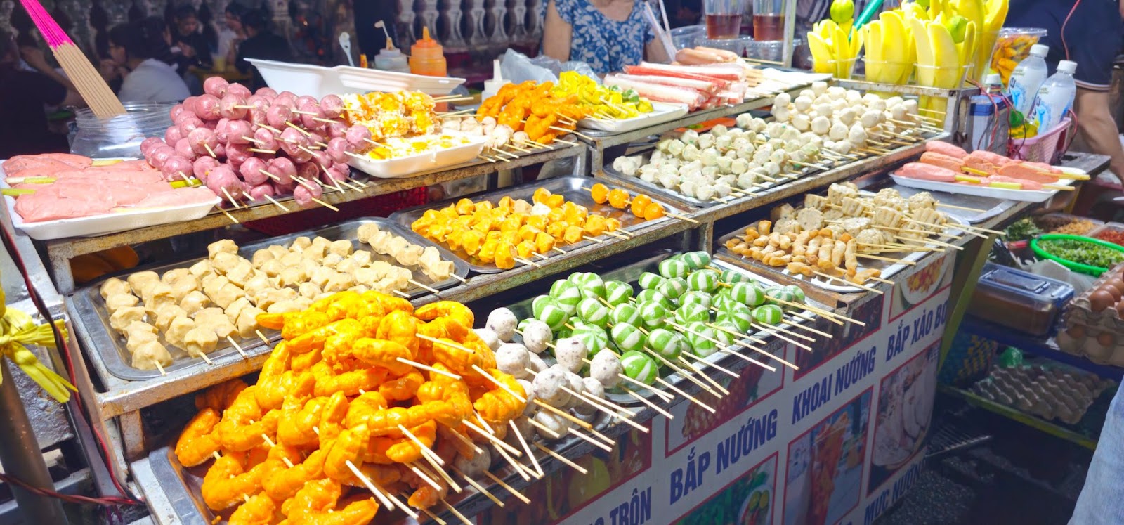 Hue night market Truong Dinh Night Food Street - a must-visit among Hue night market