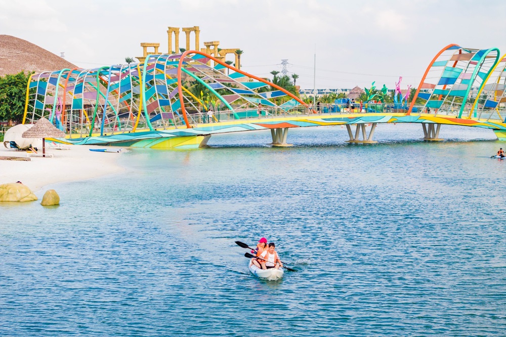 VinWonders Wave Park & Water Park