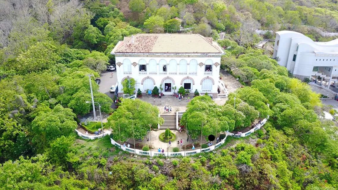 Chùa Hộ Pháp Bạch Dinh Vũng Tàu