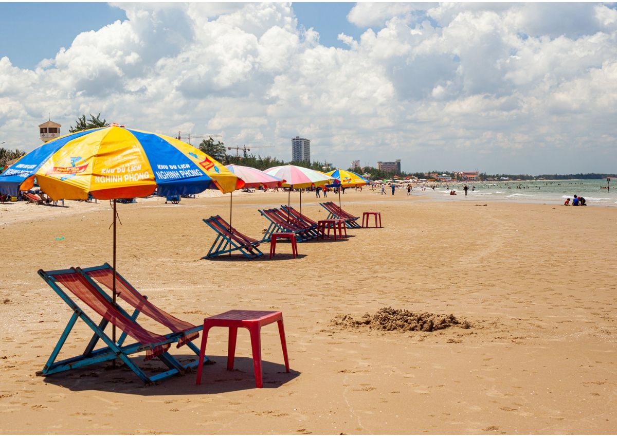 Bãi Sau rộng rãi