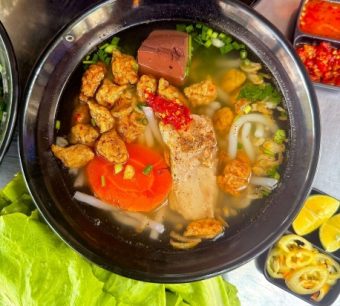 Lưu lại 12 quán bánh canh chả cá Vũng Tàu ngon, ăn là ghiền