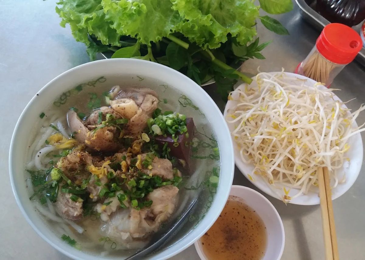 Bánh canh Hoàng Minh III Tây Ninh